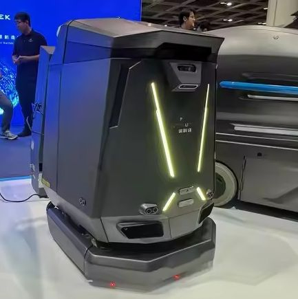 Heavy-Duty with Low Noise Design Ai-Powered Commercial Cleaning Robot