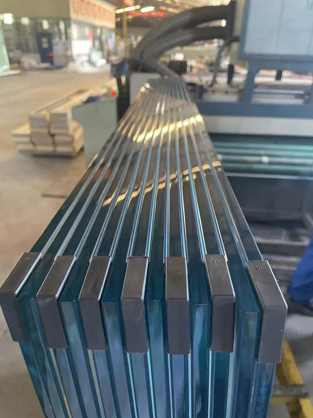 10.76mm 12.76mm 16.76mm 17.52mm 21.52mm Low Iron Extra Clear Tempered Laminated Glass