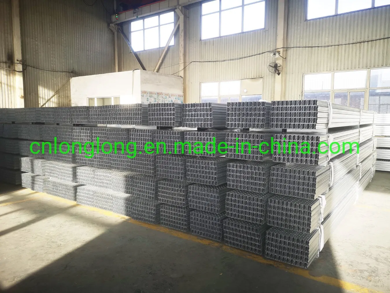 Superb HDG/Azm/Customized Solar Bracket/Slotted Strut/ for Solar Energy System