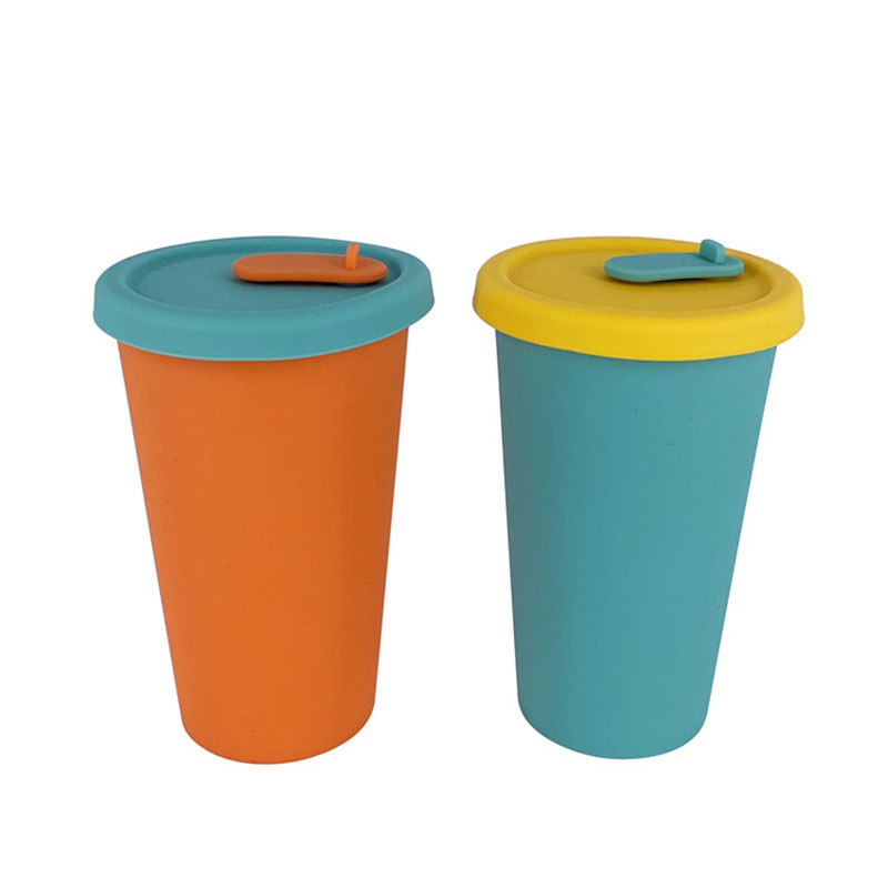 Силиконовая термостойкая кружка-поилка для детей