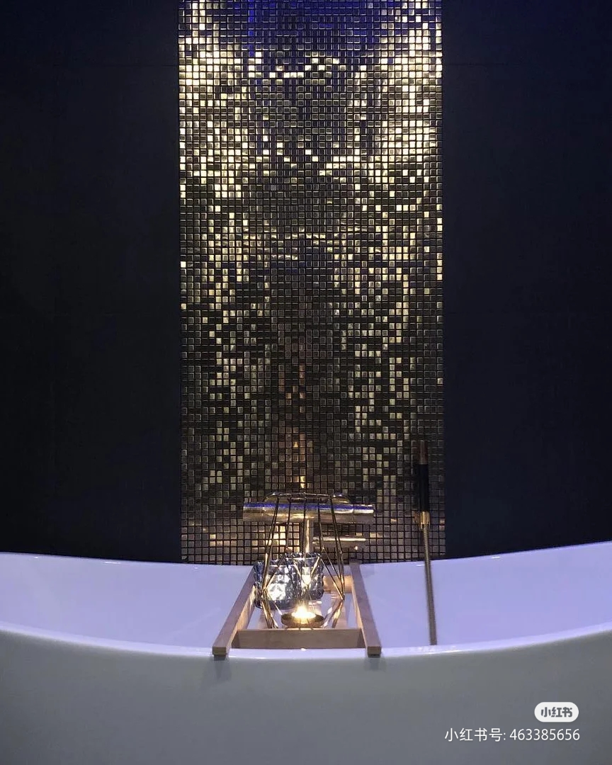 Большая ванна с гидромассажем для улицы и дома