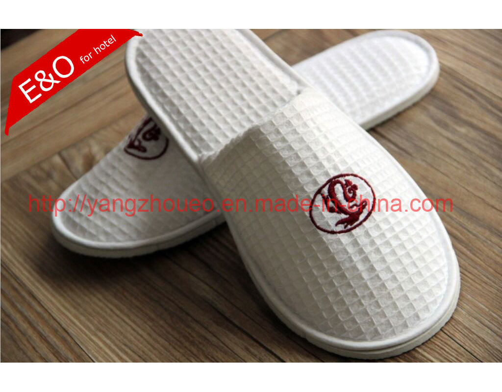 Hotel Amenities Hotel Supply Embroidered Waffle Ladies Slippers