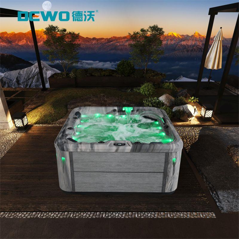 Freestanding Premium Jacuzzis 6-Person Outdoor SPA Bathtub for Family Relaxation and Massage