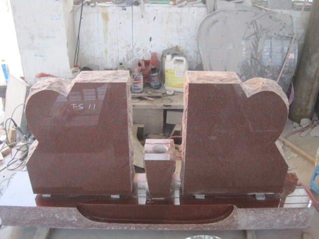 Natural Stone Multicolored Red Granite Memorial Tombstone Customized
