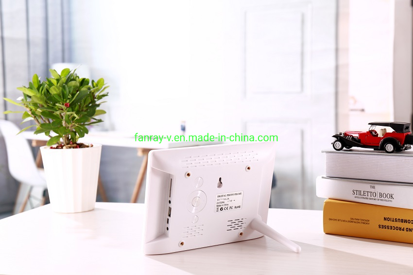 Factory 8inch Digital Photo Frame with Logo for Lauching New Product