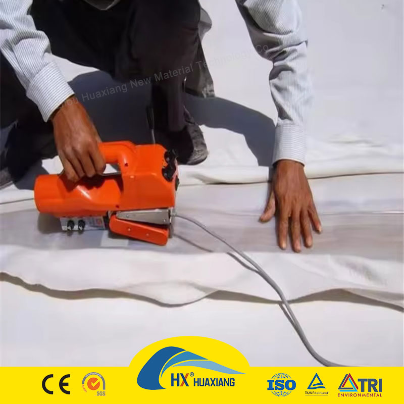 Two Textile One Membrane PE Composite Geomembrane Used in Anti-Seepage