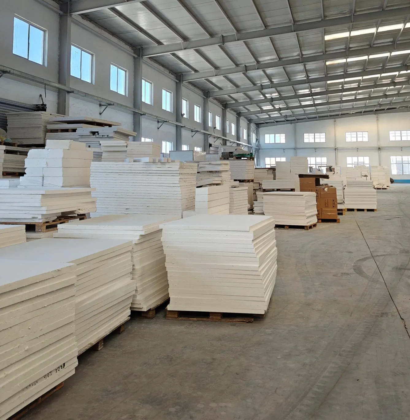 Waterproof Building Fiber Cement Slab Insulation Acoustic Felt Fire Retardant Sheet Refractory Material Panel Fireproof Plate Calcium Silicate Ceiling Board