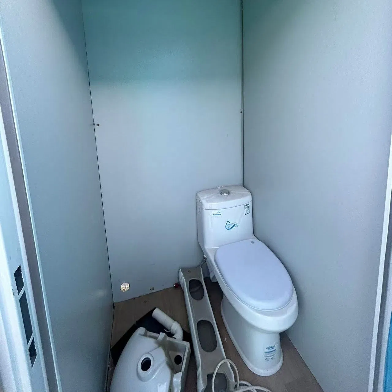 Mini Prefab Toilet Mobile Toilet Outdoor Park Independent Use