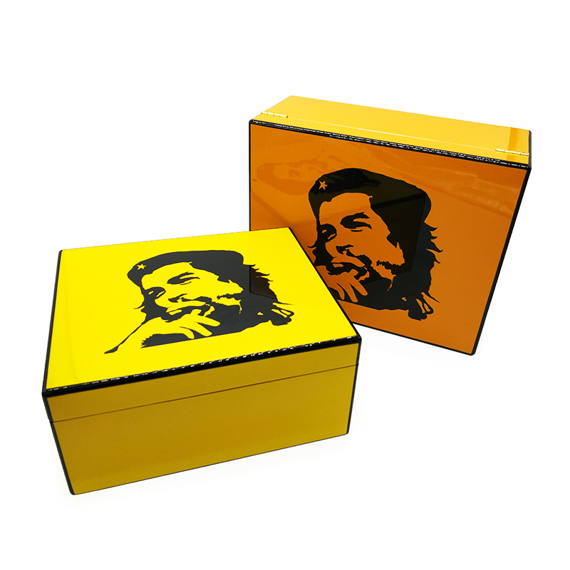 Unique Gift Box in Cigar Wooden Packaging