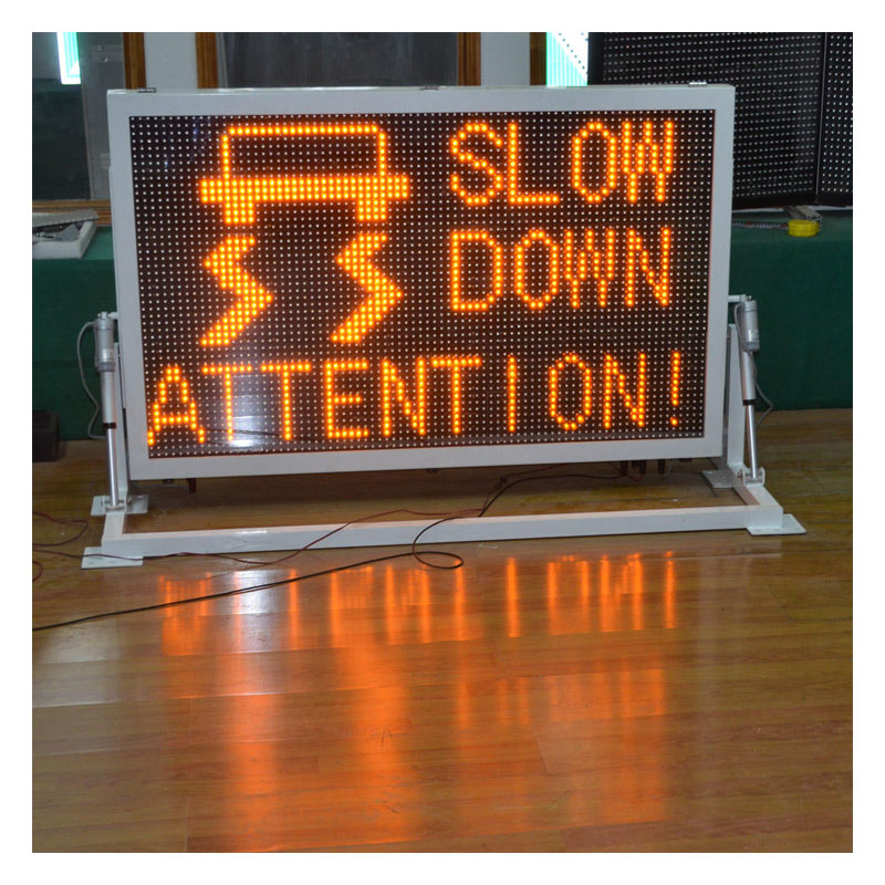 Outdoor Portable Advertise Display Screens Solar LED Variable Massage Sign Vms Trailer