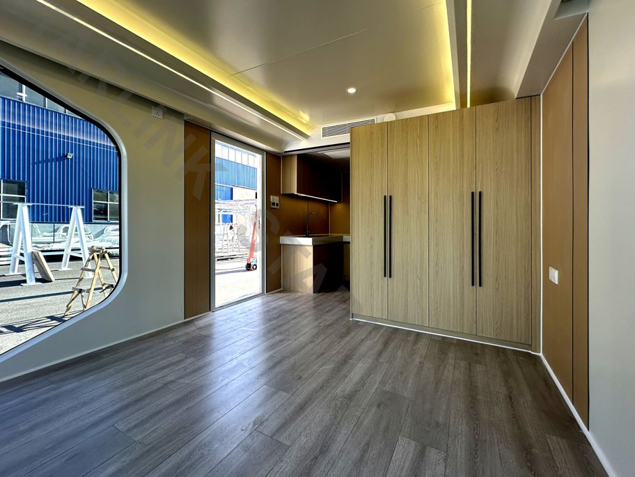 Modern Prefabricated Smart Mobile Tiny House for Efficient Living