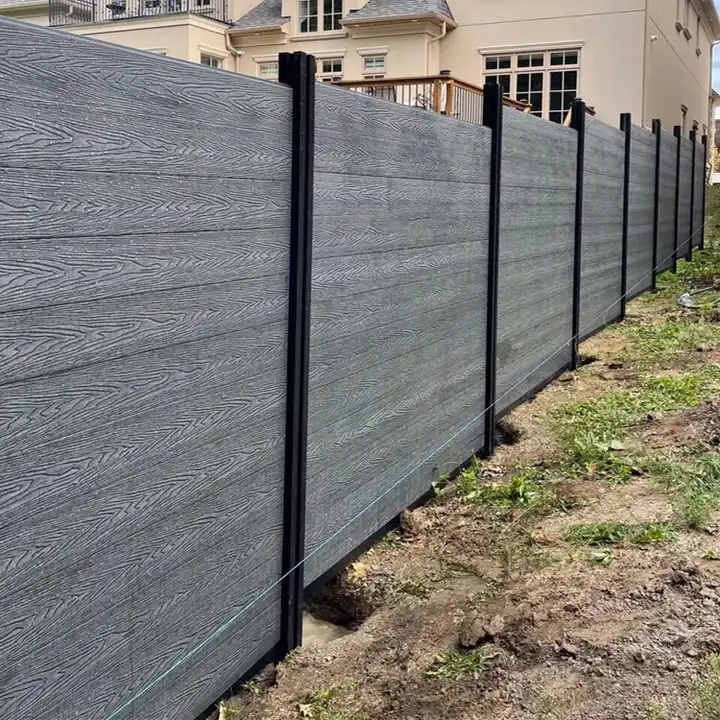 Wholesale Wood Plastic Composite Fencing Garden Board Privacy WPC Fence