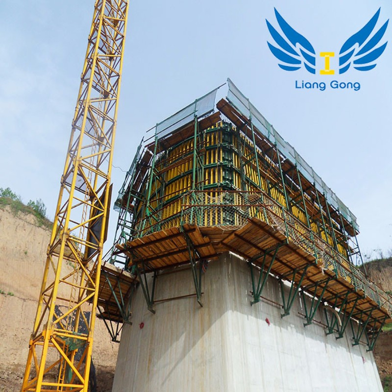 Lianggong Adjustable High Quality Cantilever Climbing Formwork for Dams and Piers Construction
