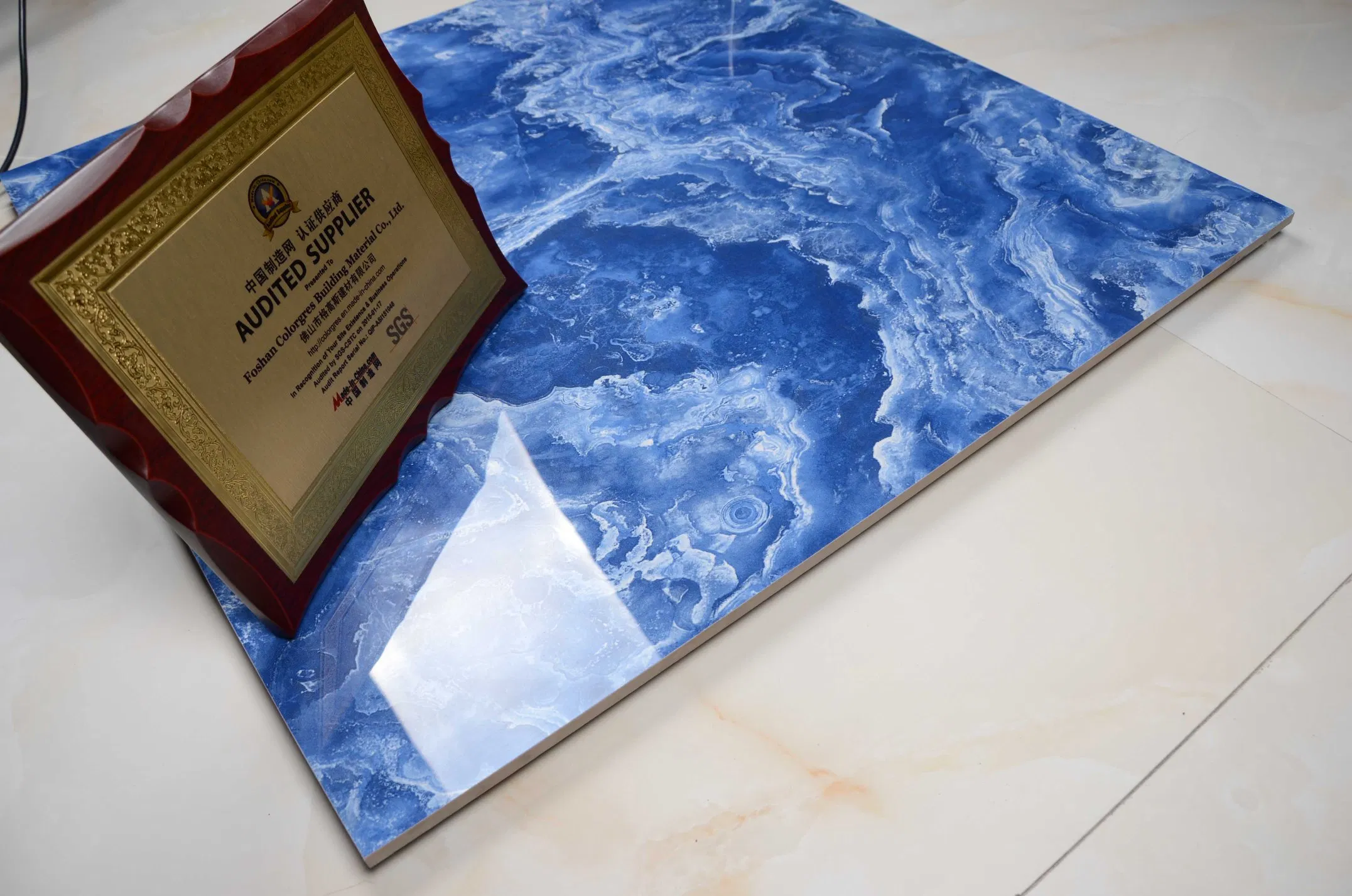 Promotion Full Glazed Porcelain Tile for The Decoration of Background (600*600mm)