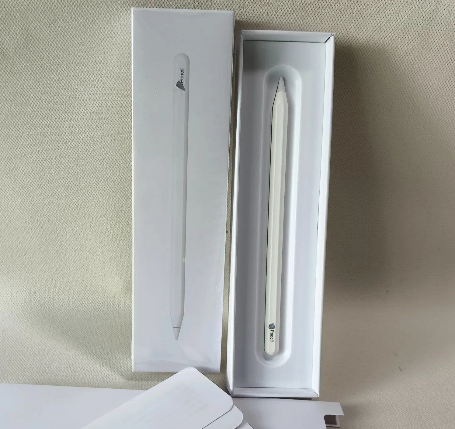 AAA+++ Boutique Hit 1: 1 Magnetic Imitation Pen Tablet Special Pencil 2gen Stylus Drawing Writing Pen Touch Pen Easy Painting Magnetic Charging