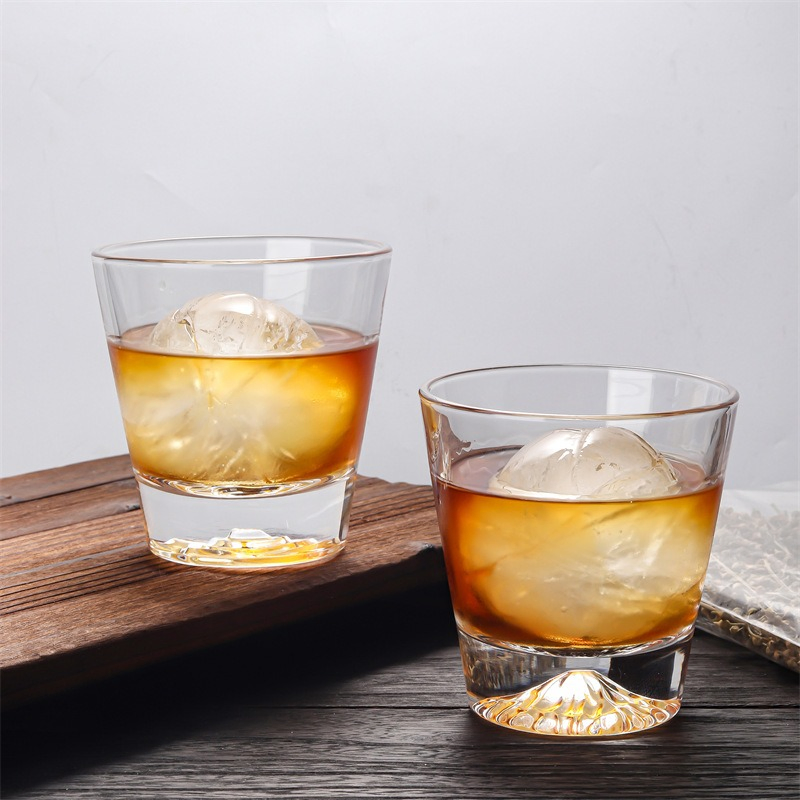 Бокал для виски с сакурой и Фудзи, золотой ободок