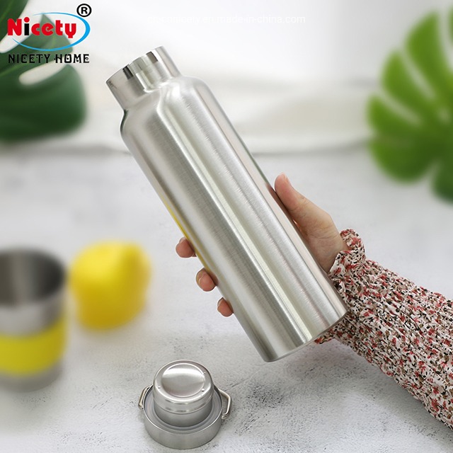 18/8 Food Grade for Cyclists Runners Hikers Beach Picnics Camping BPA Free Double Walled Stainless Steel Sports Water Bottle
