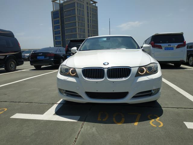 Б/у BMW 3 Series 2012, бензин