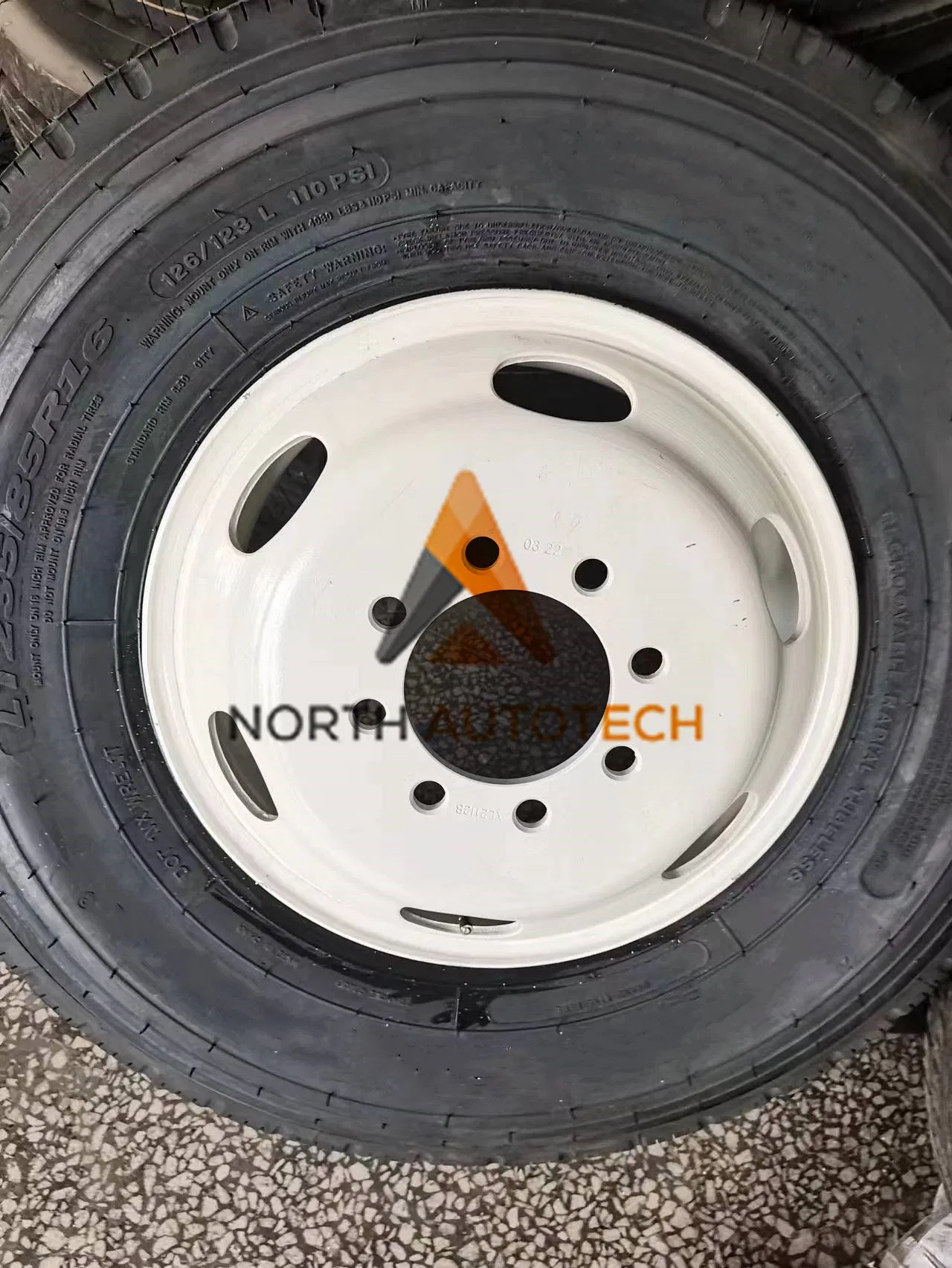 DOT/ECE LT235/85R16 Radial Highway Truck Tire