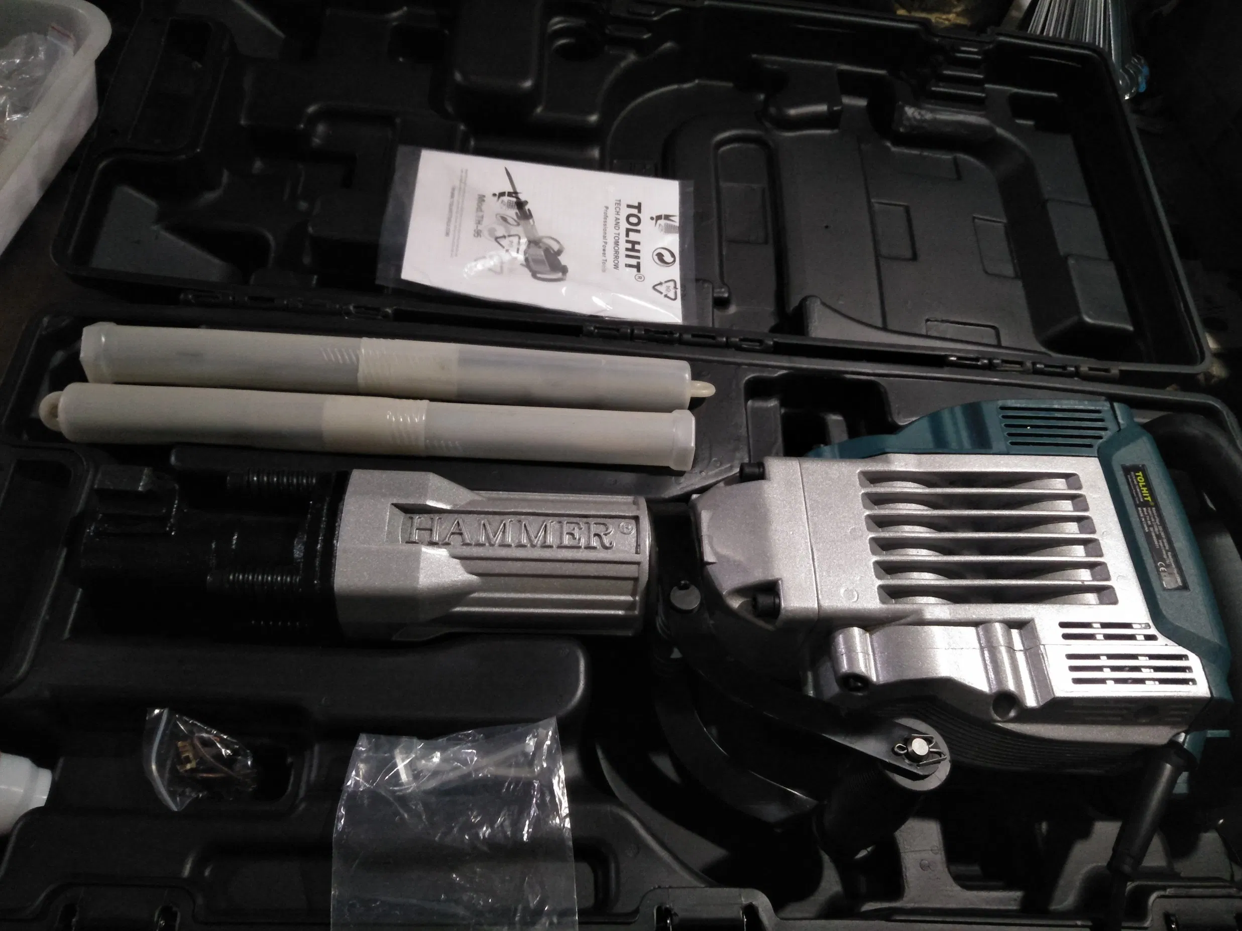 Отбойный молоток электрический Tolhit 2000W