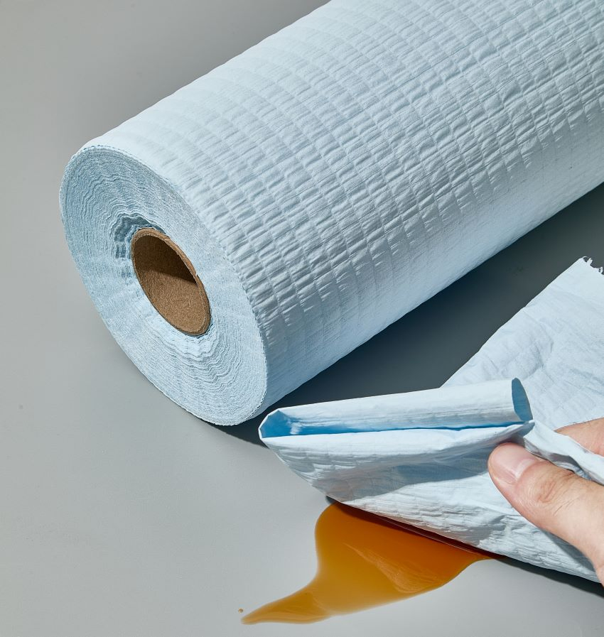 Medical/Kitchen Scrim Reinforced Paper Rolls Used in Wet/Dry Free of Fluorescent Agents