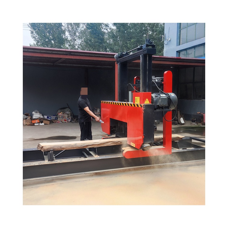 Ленточная пила по дереву горизонтальная