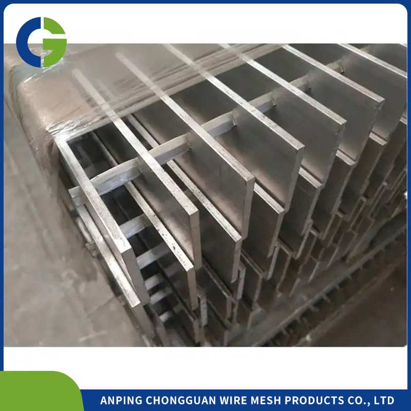 Aluminum Grating Galvanized Steel Floor Grating Plates / Aluminum Walkway Steel Grating Mesh