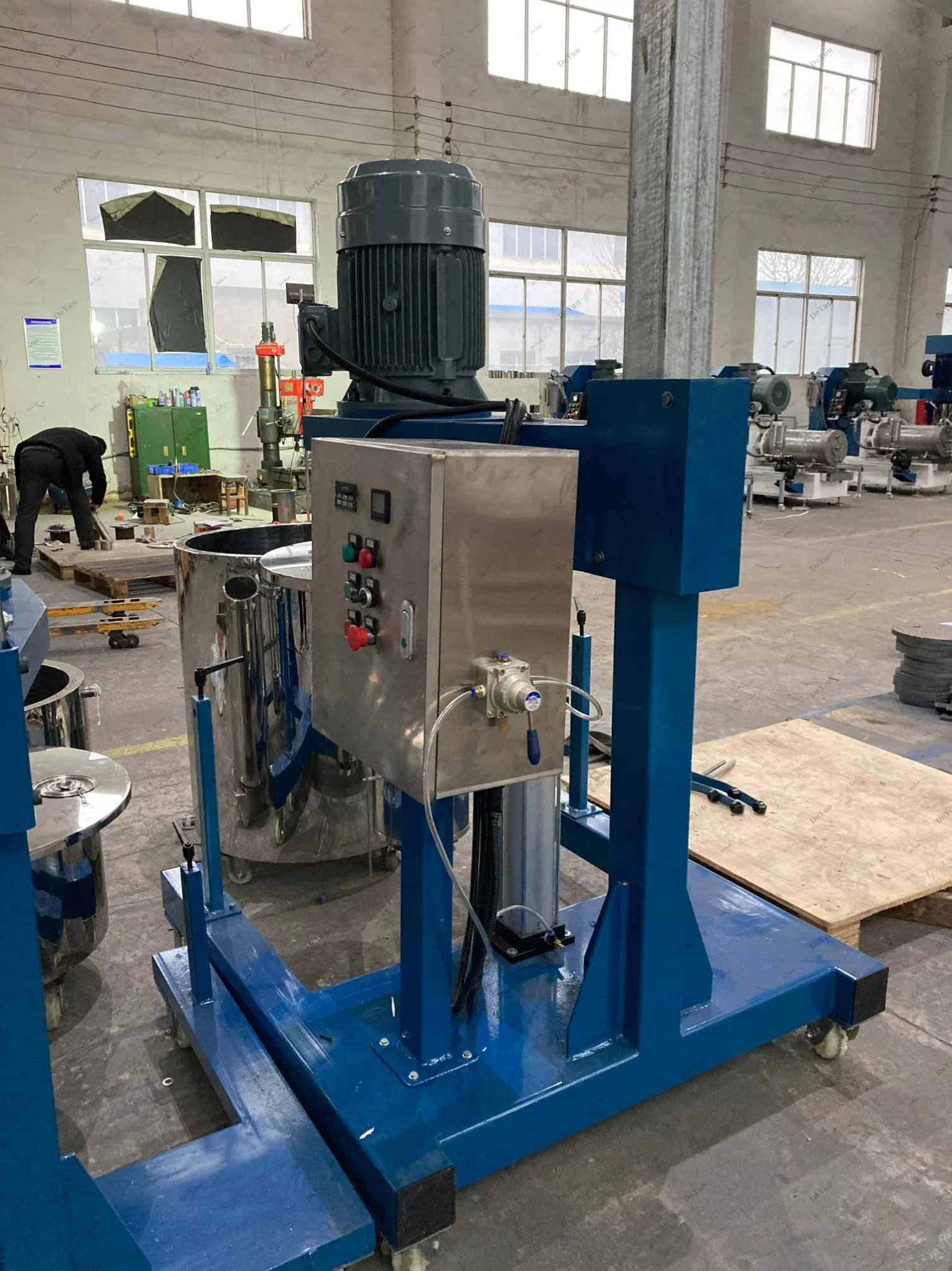 Pneumatic Lifting Basket Mill Machine Paint Basket Type Sand Mill with Tank