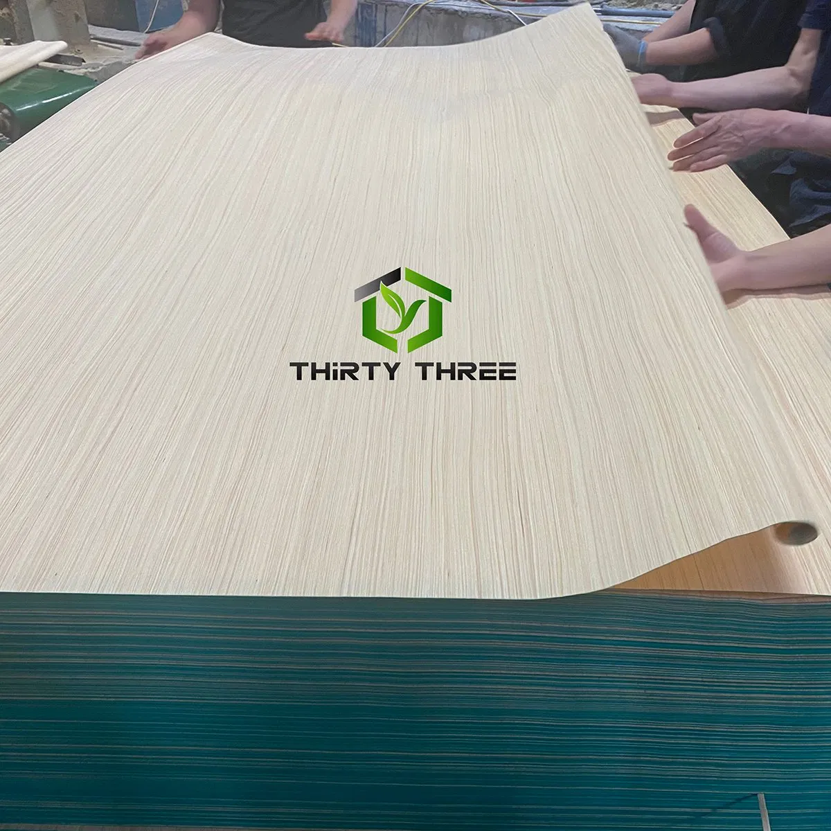 4*8 Feet High Density Recon Poplar Engineered Wood Veneer for Laminated Plywood