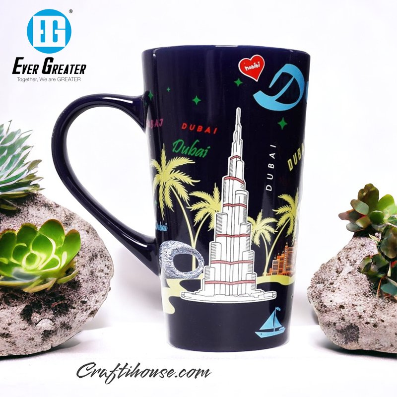 Керамическая кружка с индивидуальным дизайном и принтом