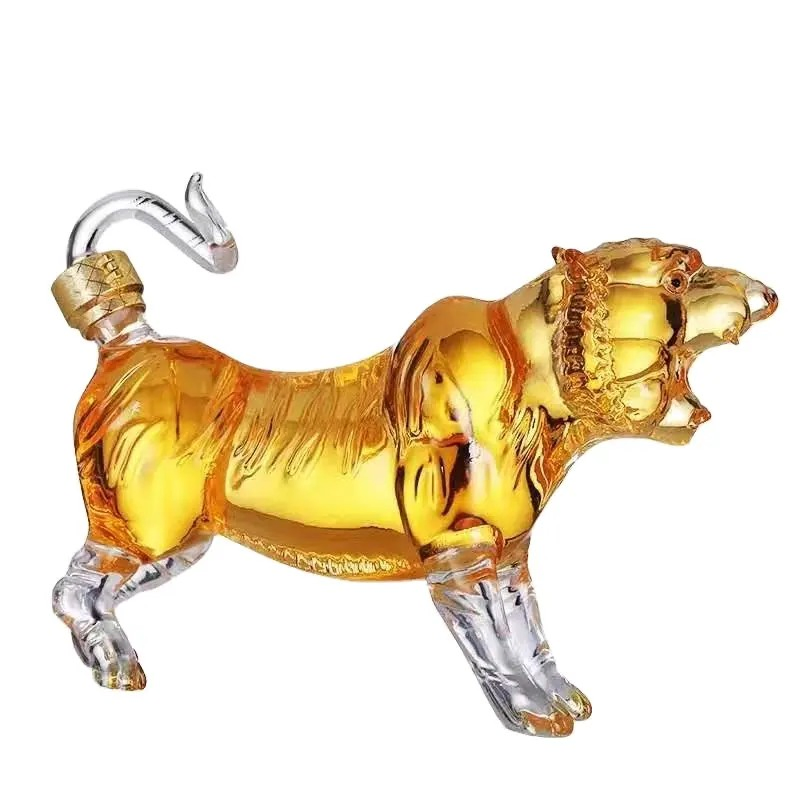 Custom Tiger Shaped High Borosilicate Glass Handblown Lead-Free Whiskey Bottles Decanters