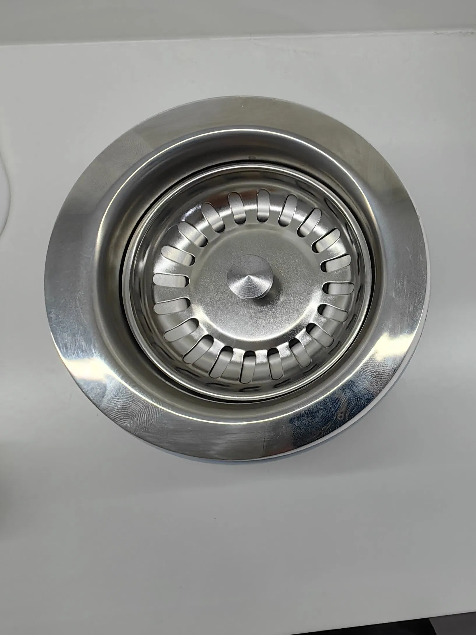 Leak-Proof, Anti-Odor, Anti-Cockroach: 1 1/2'' Stainless Steel Kitchen Sink Strainer Basket