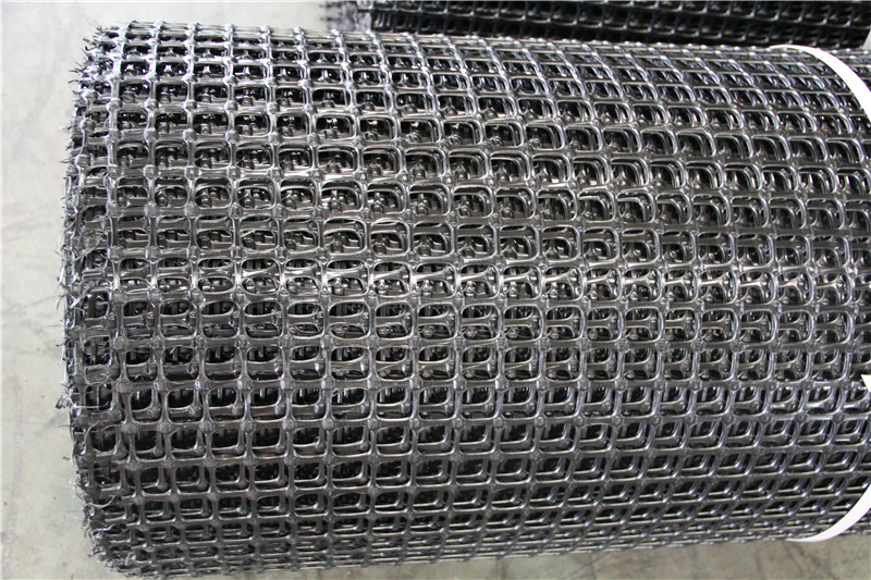PP Biaxial Geogrid Plastics Biaxial Geogrid PP Triangle Geogrid for Soil Reinforcement