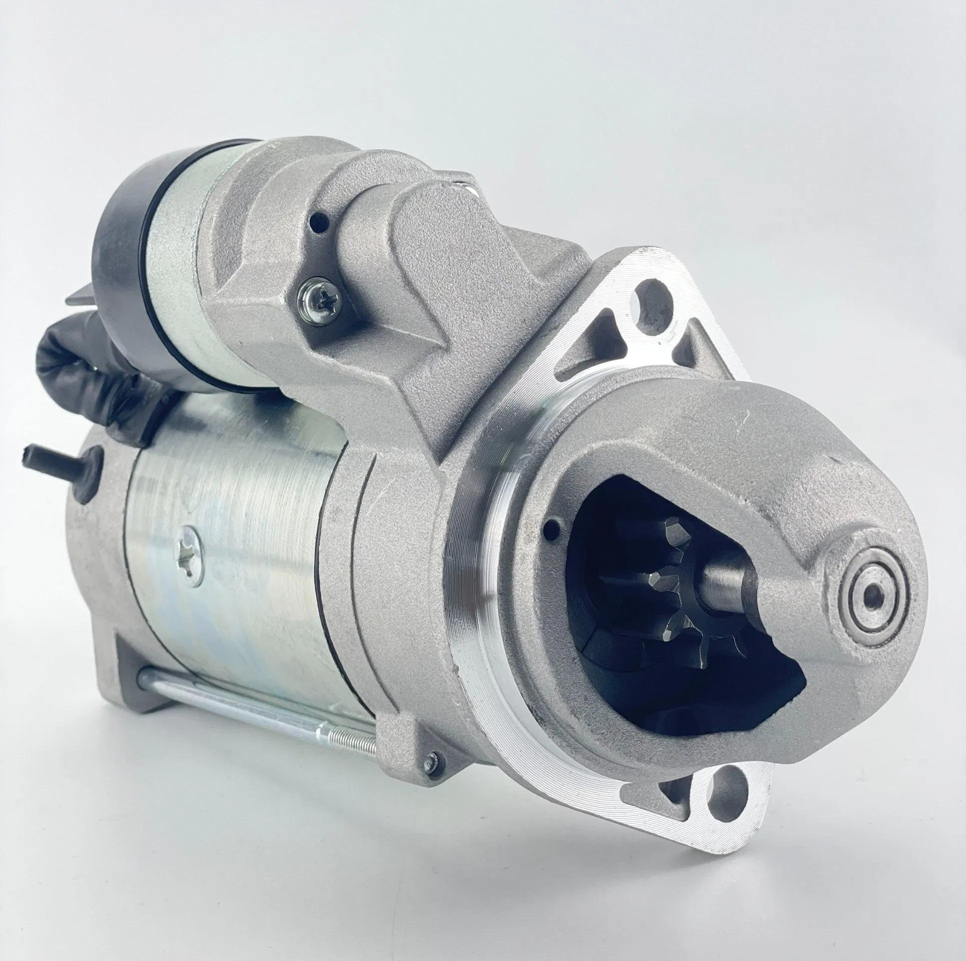 Стартер 12V 2.6kW для двигателя Deutz 2011