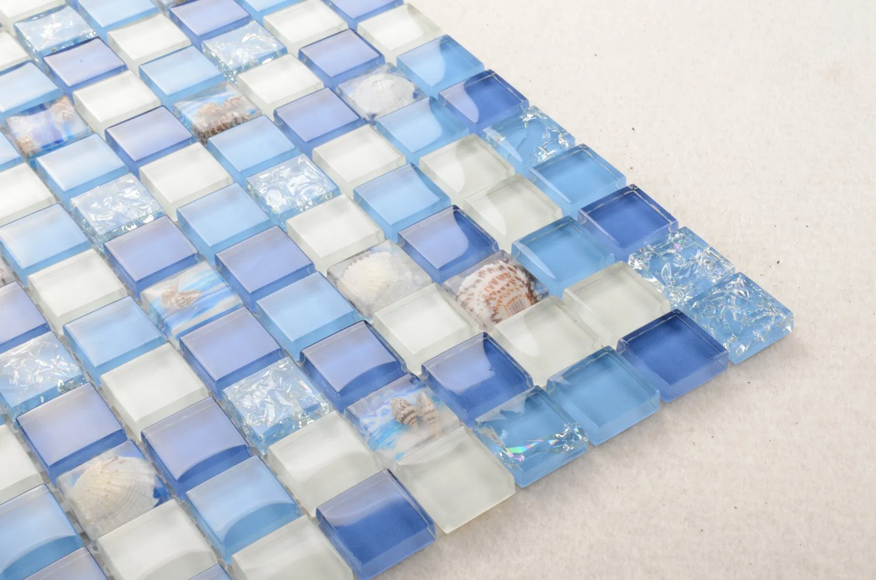 Мозаичная плитка для стен в стиле ледяное стекло