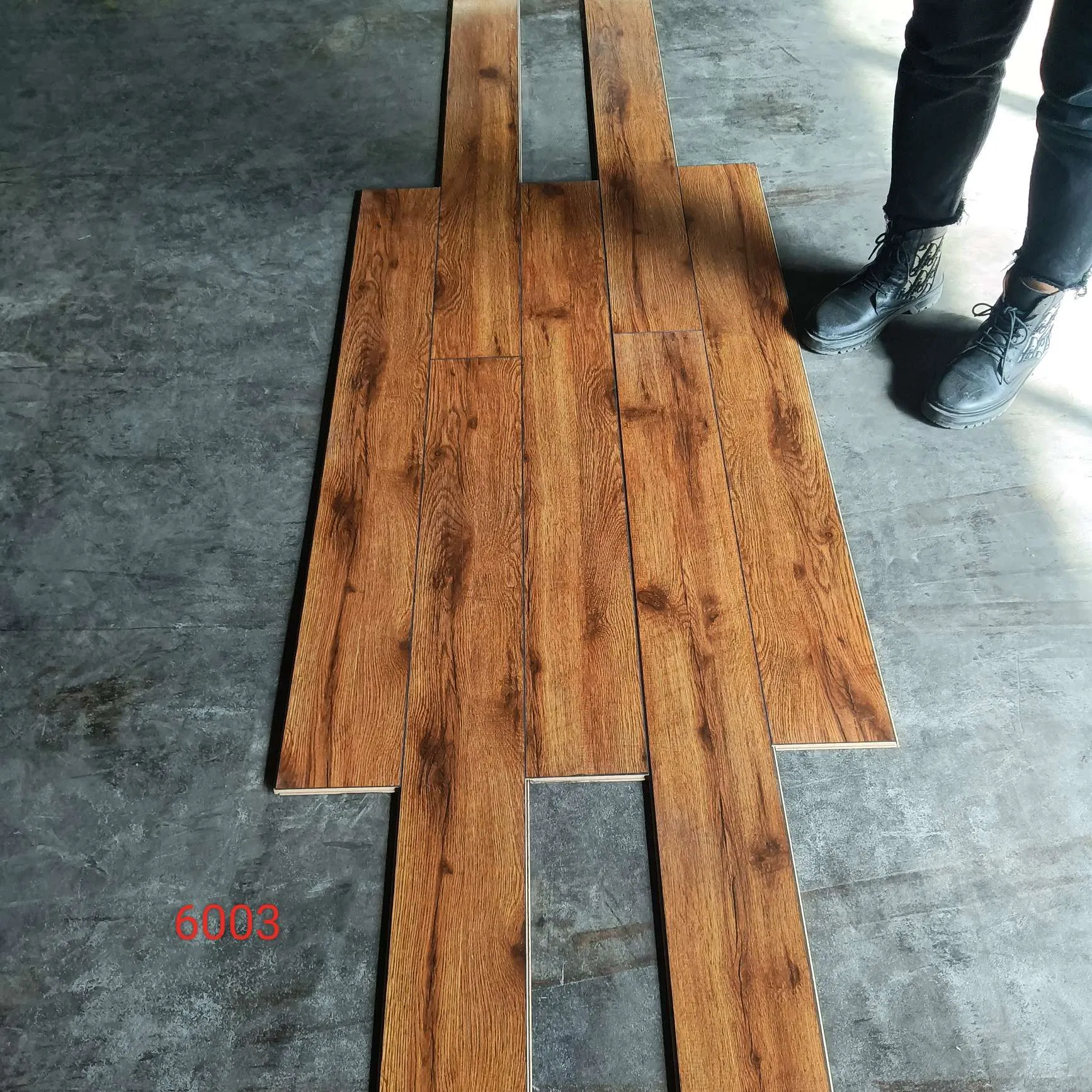 HDF High Quality Easy Click System Floating Floor Embossed Flat Edge Ugroove Vgroove Gemany Technology 8mm 12mm Laminate Wood Flooring