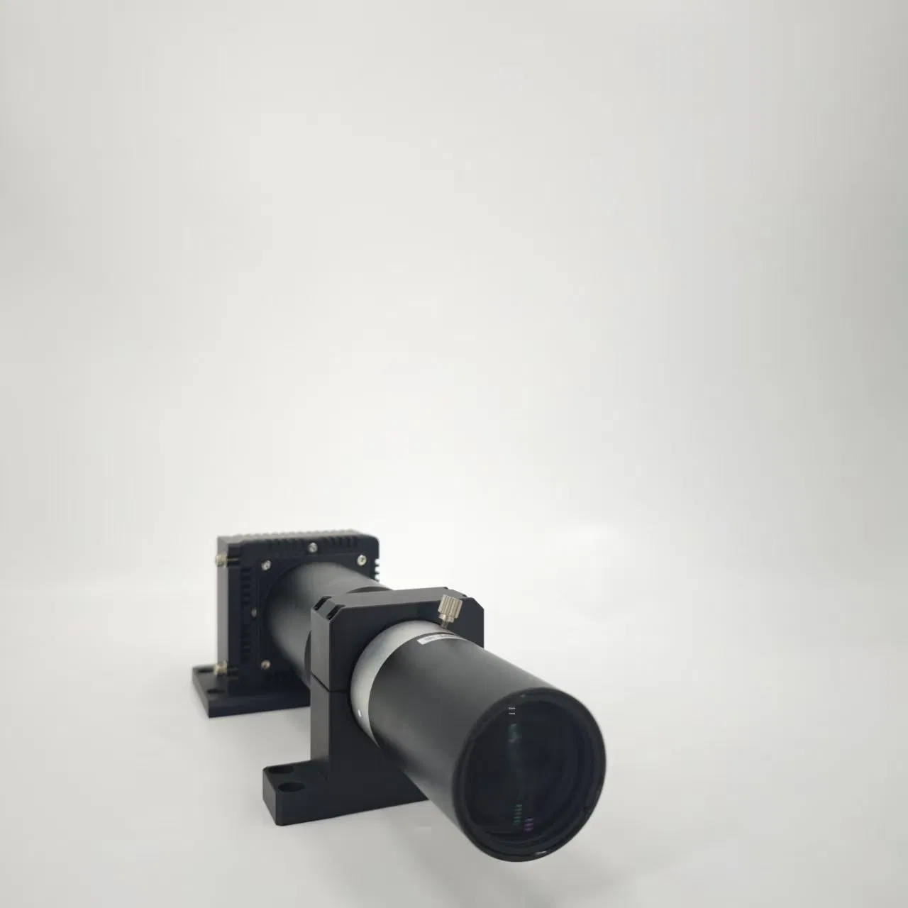 Промышленная камера Adimec 25MP для систем контроля