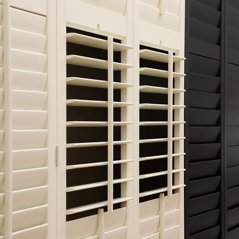 Factory Tier-on-Tier Plantation Shutters Window Covering Lightwood Popular Decoration