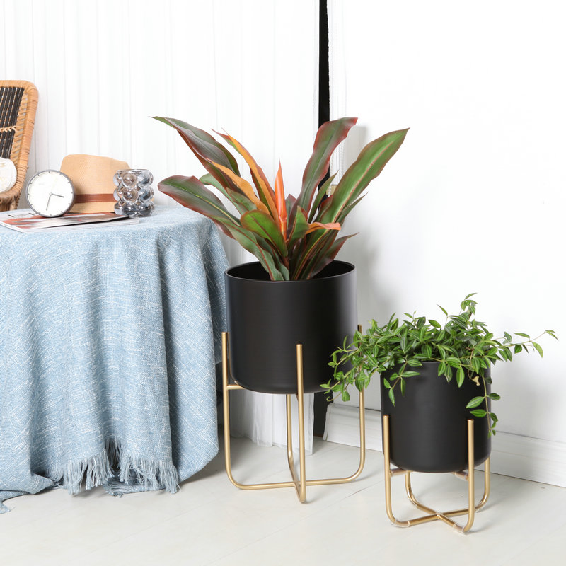 Metal Planter Pot for Home Deco, Plants and Furniture