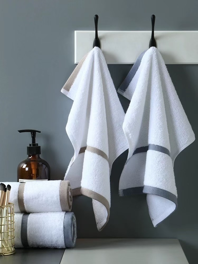 Quick Dry Hotel Bath Towel - Perfect for Adults and Gifts