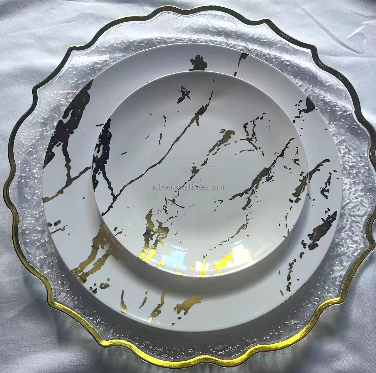 Wholesale Luxury Frosted Acrylic Clear Charger Plate Wedding Party Dinner Plates Dinnerware Dishes