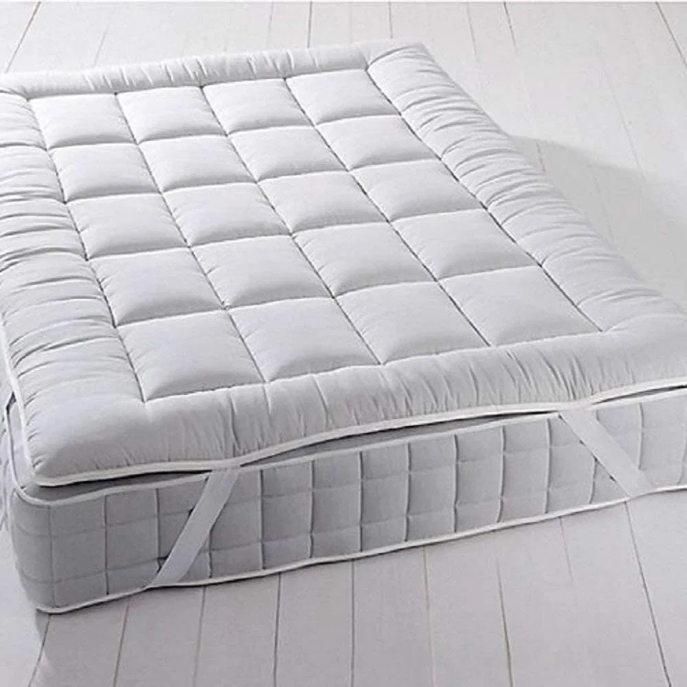 China Manufacturer Combed Cotton Shell Hollow Polyester Fiber Filled Elastic Band Strapped 5cm Height Gusset Bed Mattress Bed Pad Topper