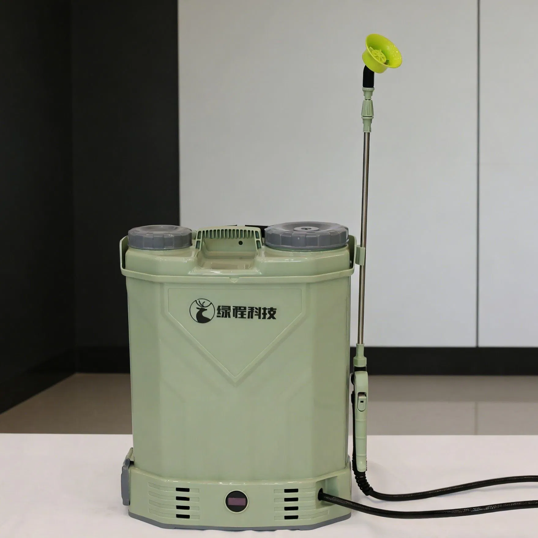 16L Rechargeable Battery Backpack Electric Sprayer for Agricultural Garden