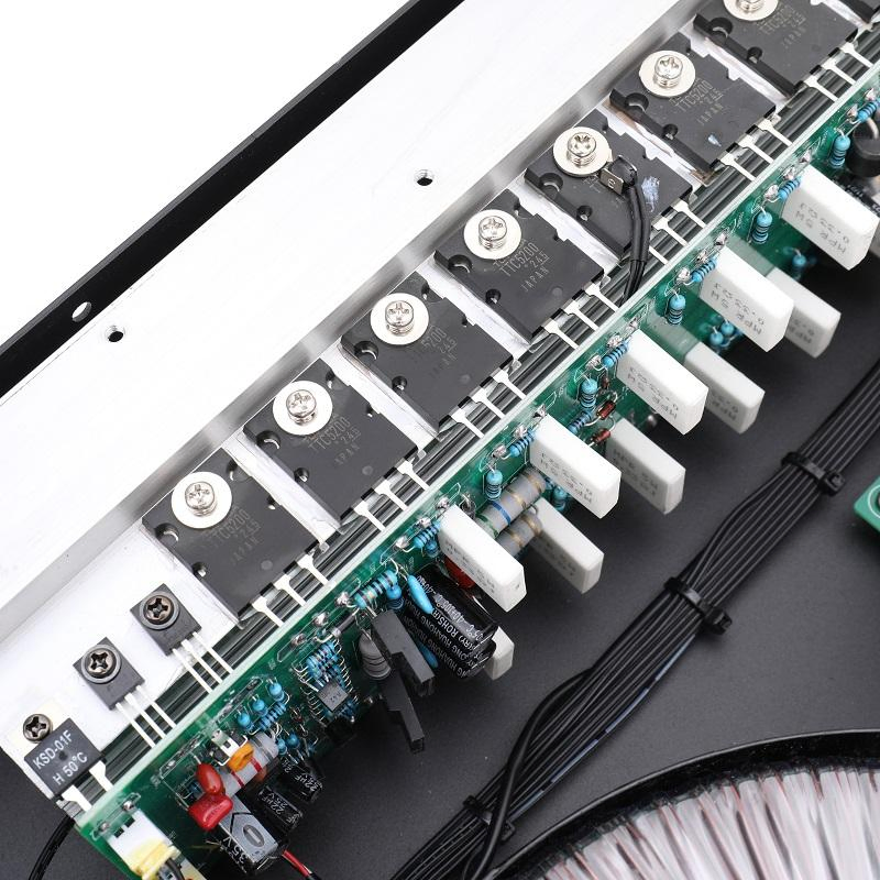 High-Performance 2-Channel Audio Amplifier with 650 Watts Output