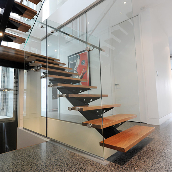 Carbon Steel Beam Straight Staircase with Wood Steps and Glass Railing Staircase