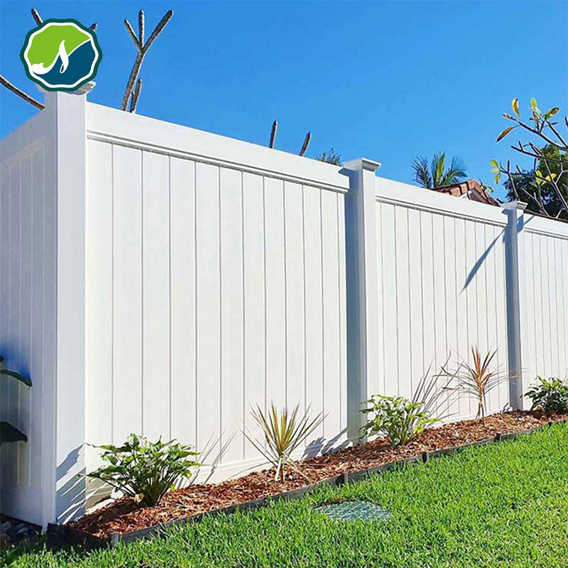 Vinyl Plastic Privacy Fencing for Garden