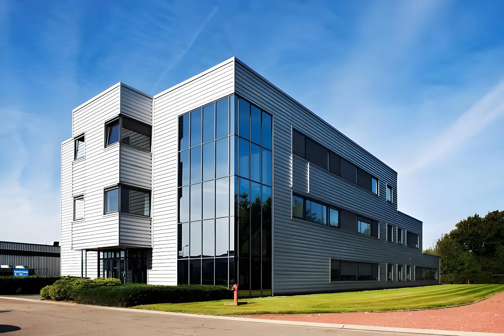 Innovative Design, Comprehensive Customization, High-Precision Prefabricated Steel Structure Frame, Suitable for Steel Structure Buildings Durable for 50 Years