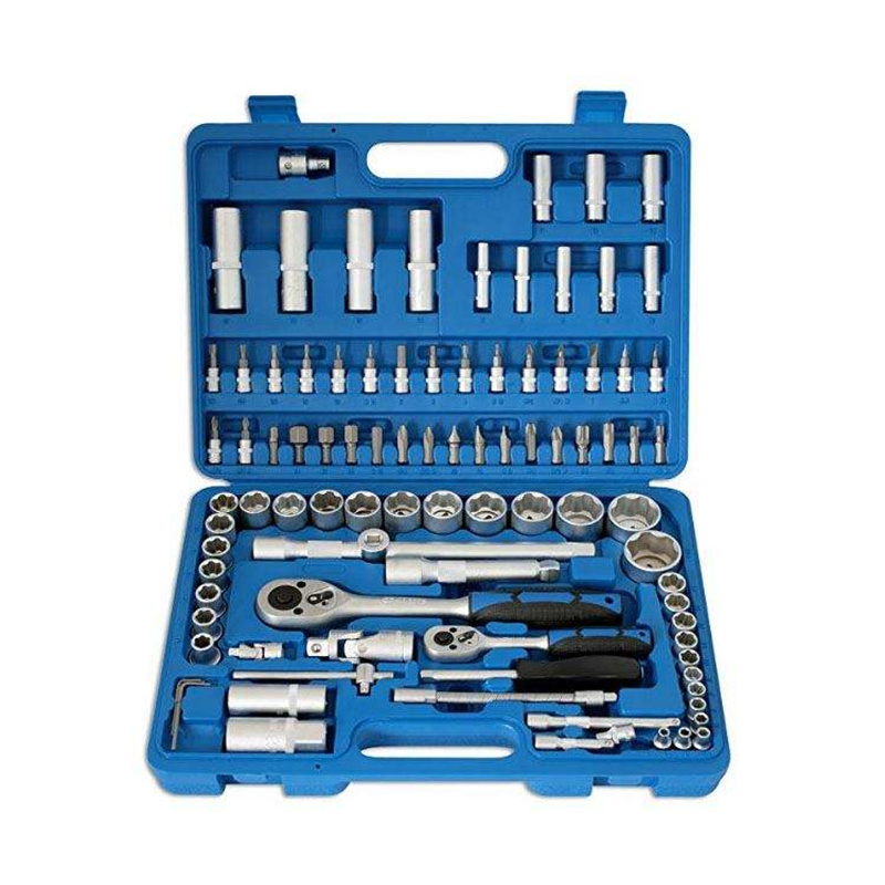 Набор инструментов 53 предмета: трещотки, головки, ключи