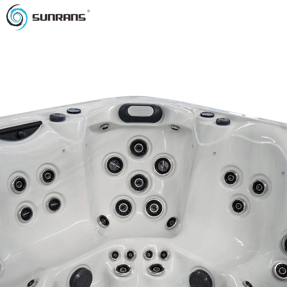 Гидромассажная ванна Sunrans на 6 человек