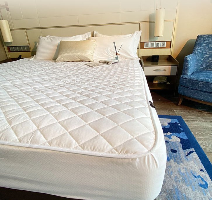Hot Selling Cotton Comfortable White Mattress Protector for Hotel